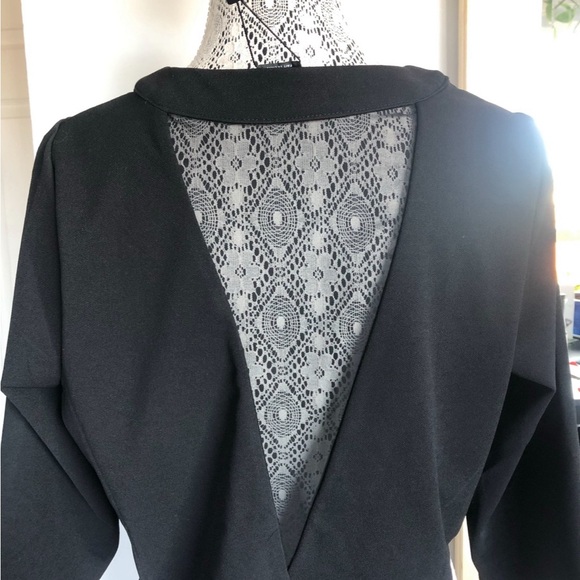 NWT Plus Size Black Mesh Back Cropped Jacket Blazer.  1X. - Picture 6 of 7